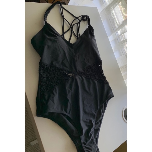 NWT LA Hearts Crochet One Piece Swim - Picture 3 of 8